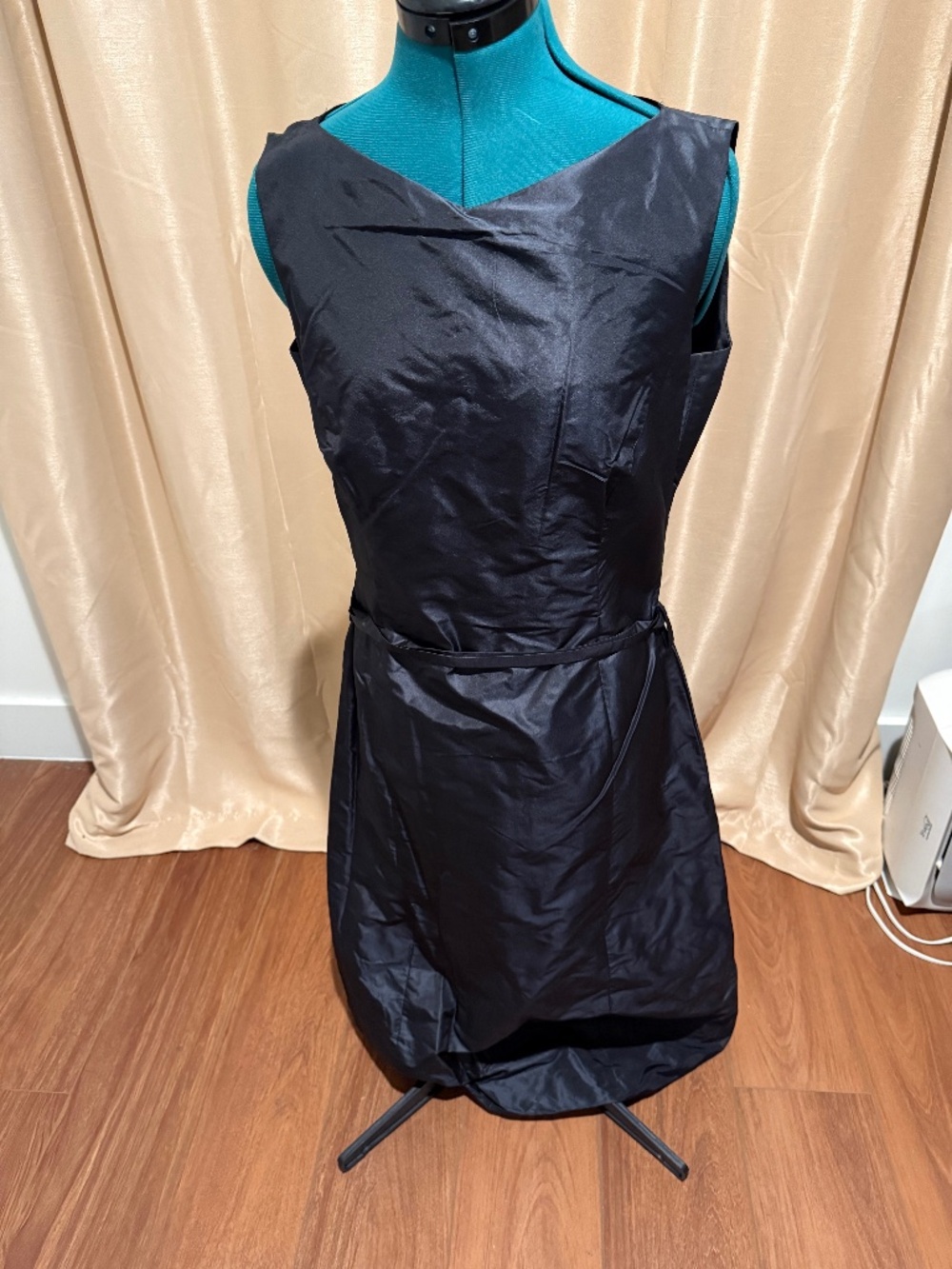 HUGO Hugo Boss 100% Silk Black Bubble Hem Maxi Dress "Klarina" | GER 40 (US 8/10